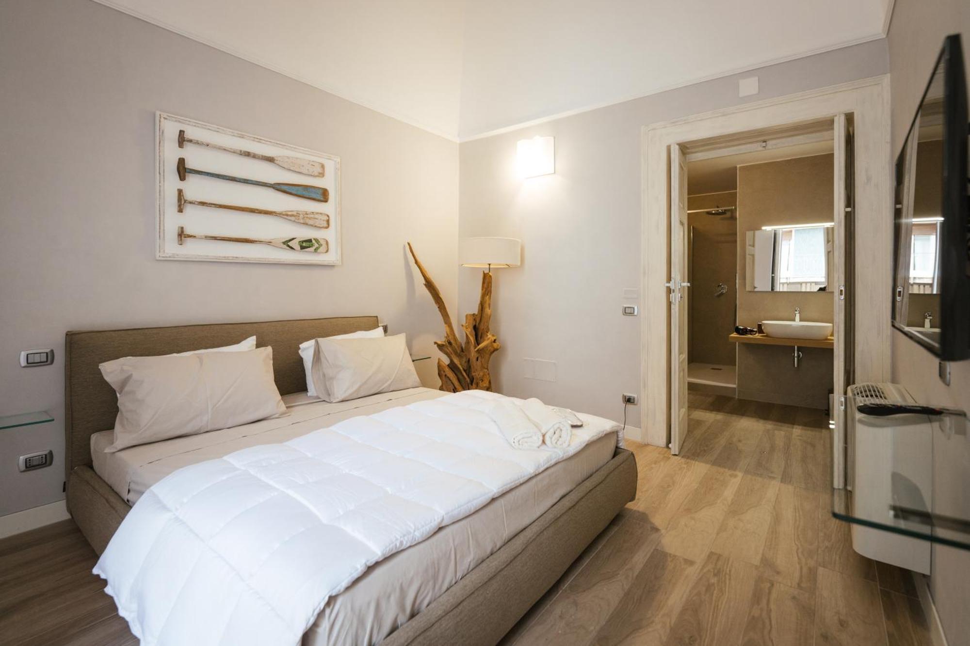 Calefati Suite 54 Bari Bagian luar foto
